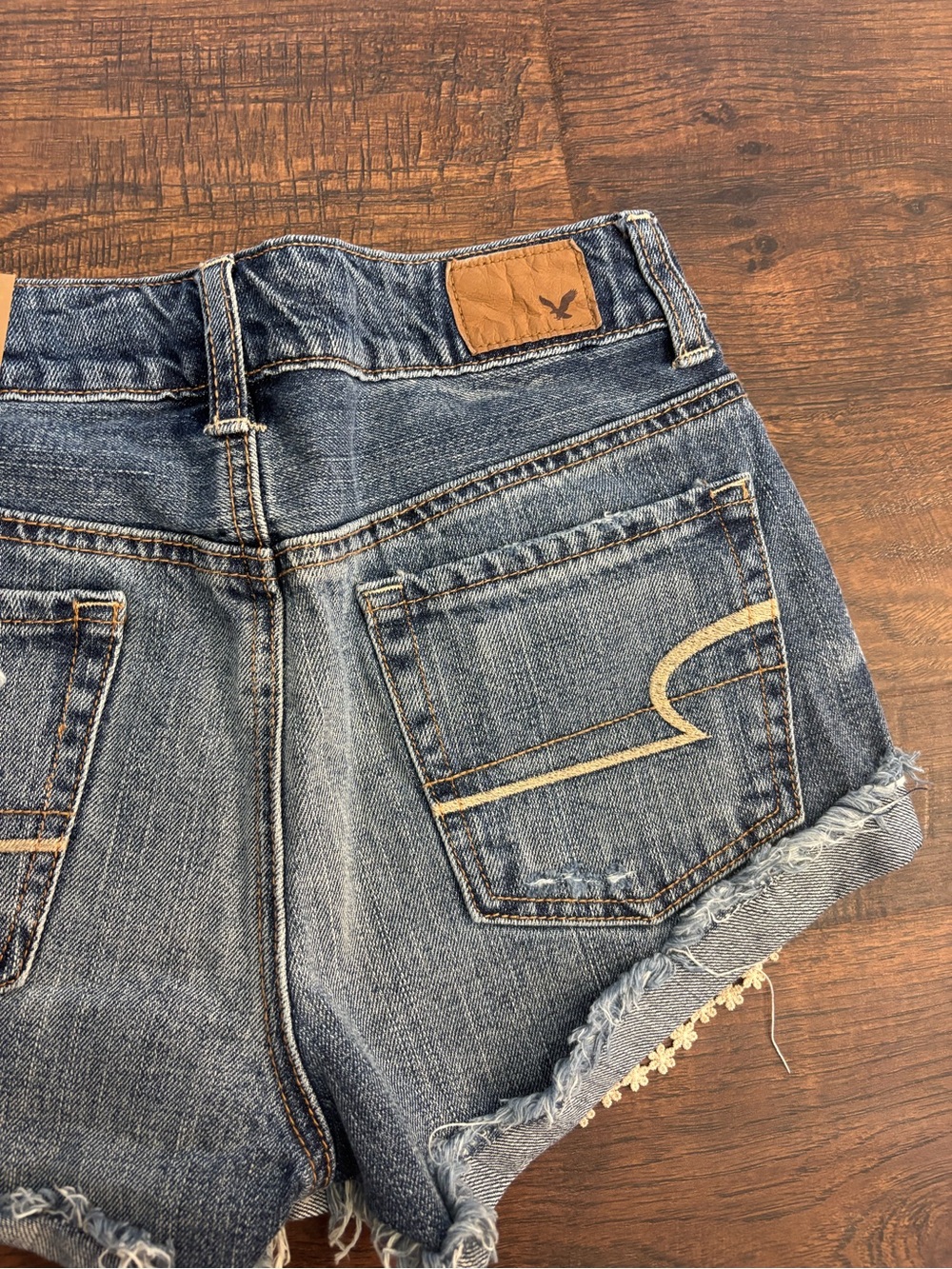 American Eagle hi-rise festival distressed denim shorts 0 NWT - Picture 6 of 6